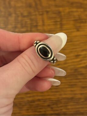 BLACK ONYX RING